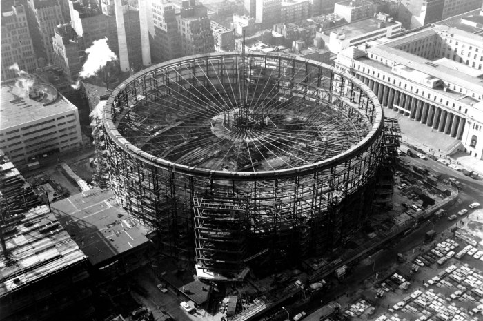 The Building of Madison Square Garden